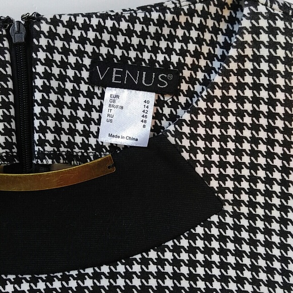 Venus Houndstooth Long Sleeve Dress 8 - Picture 4 of 12